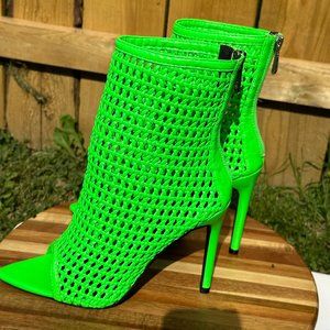 Cape Robbin Bright Lime Green Ankle Boots